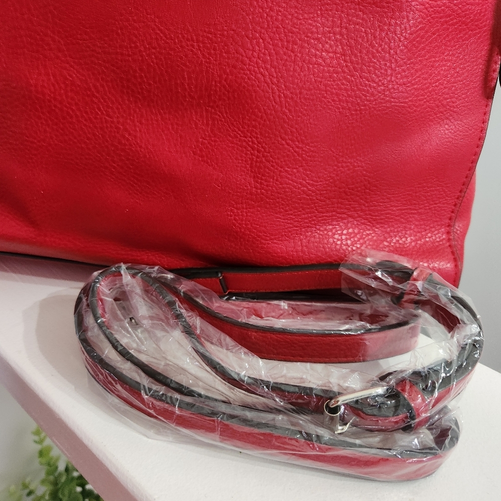 Bueno‎ Red Studded Satchel Handbag w Matching Wristlet 2Pc Set NWOT - Picture 6 of 11